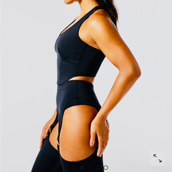 Savage X Fenty Black Caviar Body Flaunt Buckle Garter Legging Set - Picture 3 of 13